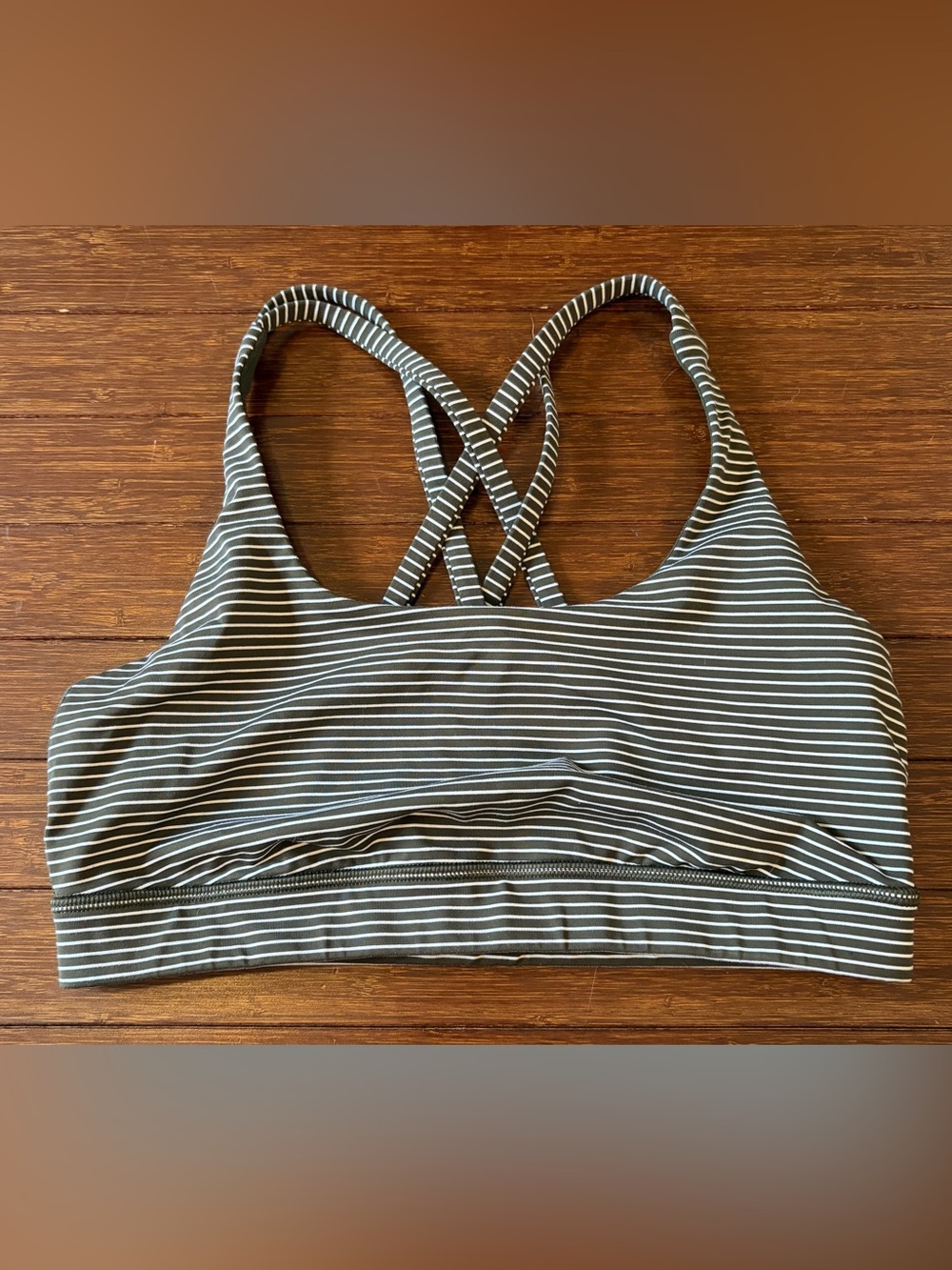 Lululemon Energy Sports Bra Mod Olive Green and White Stripe Size 6 Small Gym